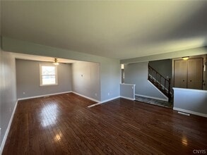 10 Echodale Ave in Baldwinsville, NY - Building Photo - Building Photo