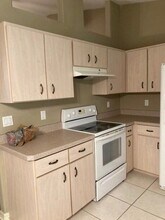 6 Pony Ln in Palm Coast, FL - Building Photo - Building Photo