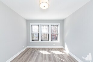 3937 N Janssen Ave, Unit 3W in Chicago, IL - Building Photo