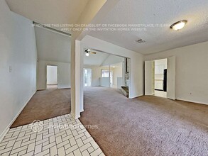 12902 Village Gate Dr in Houston, TX - Building Photo - Building Photo