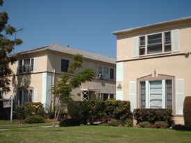 3611 W Adams Blvd in Los Angeles, CA - Building Photo