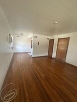 4201 Rocky River Dr in Cleveland, OH - Building Photo