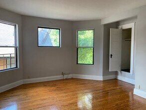 287 McCormick Plz, Unit 2 in Cincinnati, OH - Foto de edificio - Building Photo
