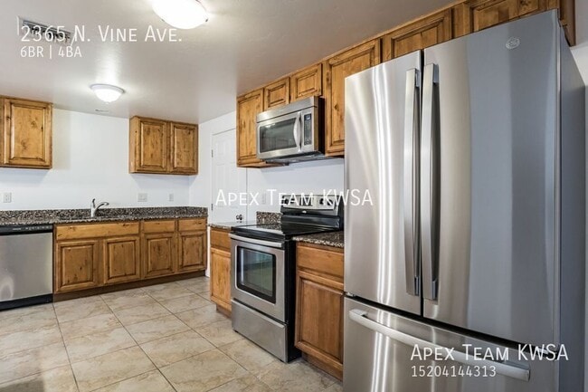 2365 N Vine Ave in Tucson, AZ - Building Photo - Building Photo