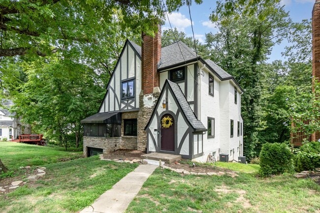 property at 1138 Salisbury Dr