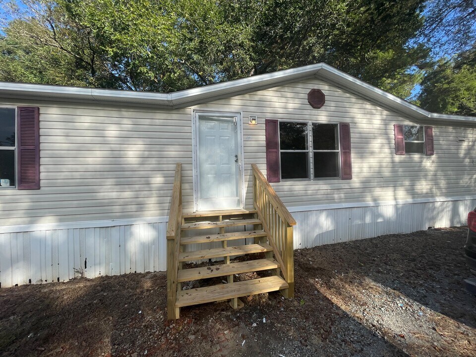 1400 Jefferson St in Milledgeville, GA - Building Photo