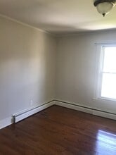 184 Forest Ave, Unit #2 in Bangor, ME - Building Photo - Building Photo