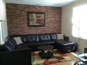9 Alevera in Irvine, CA - Building Photo - Building Photo