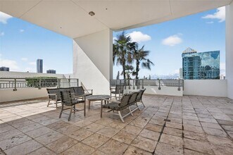 2021 SW 3rd Ave, Unit PH-3 in Miami, FL - Building Photo - Building Photo