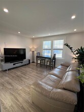 536 14th St, Unit 304 in Miami Beach, FL - Building Photo - Building Photo