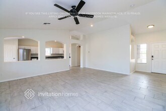 11240 E Roselle Ave in Mesa, AZ - Foto de edificio - Building Photo