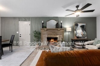 12516 13th St in Grandview, MO - Building Photo - Building Photo