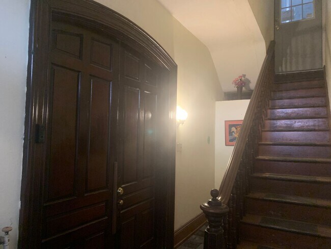 117 N Queen St in York, PA - Building Photo - Building Photo