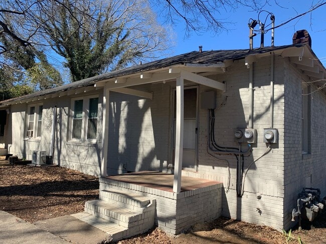 property at 506-506 Kingston Ave NE