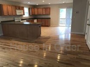 11 Howards Row Pl in Asheville, NC - Building Photo - Building Photo