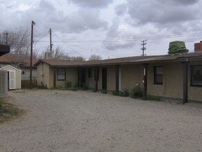 1231 Irwin Rd in Barstow, CA - Building Photo - Building Photo