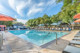 Harvest Park Apartment Homes in Santa Rosa, CA - Building Photo - Building Photo