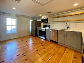 5 John St in Bristol, RI - Building Photo - Building Photo