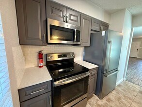 2749 Parkchester Dr in Arlington, TX - Building Photo - Building Photo