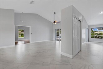 15575 Woodmar Ct in Wellington, FL - Building Photo - Building Photo