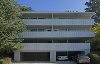 6300 Lucas Ave in Oakland, CA - Building Photo
