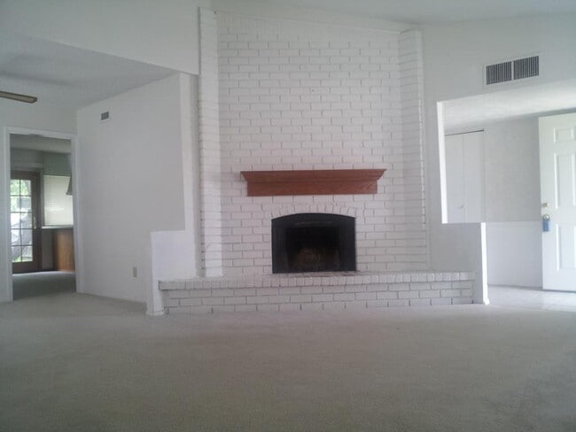 5309 N Colony Blvd in The Colony, TX - Building Photo - Building Photo