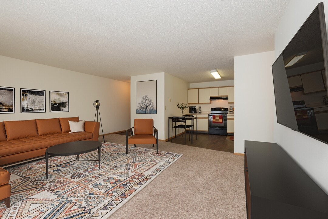 Twin Parks in Fargo, ND - Building Photo