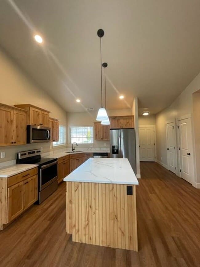 292 W Nicklaus Ave in Kalispell, MT - Building Photo - Building Photo