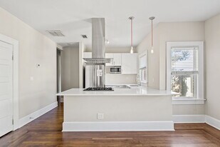 1334 N Laura St, Unit 1334 in Jacksonville, FL - Building Photo