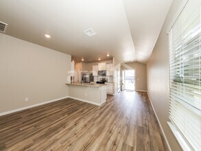 12725 Torretta Wy in Yukon, OK - Building Photo - Building Photo