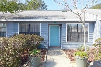 2 Viking Dr NW, Unit C in Fort Walton Beach, FL - Building Photo - Building Photo