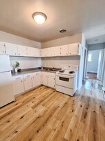 Elmwood Place Apartments in Sault Ste Marie, ON - Building Photo
