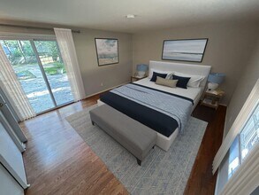 310 Pine Tree Rd in Wayne, PA - Building Photo - Building Photo