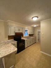 1329 Montevallo Rd in Weaver, AL - Building Photo - Building Photo