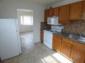 2309 Birchwood Ave in Fort Wayne, IN - Building Photo - Building Photo