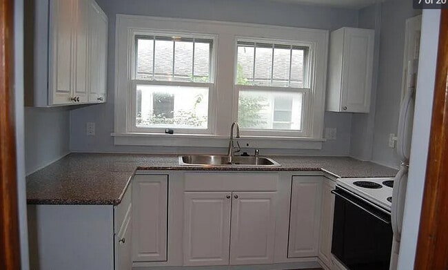 825 Sylvan Ave in Ann Arbor, MI - Building Photo - Building Photo