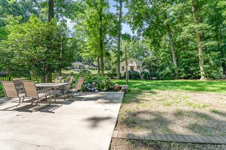 4014 Sulkirk Rd in Charlotte, NC - Building Photo - Building Photo