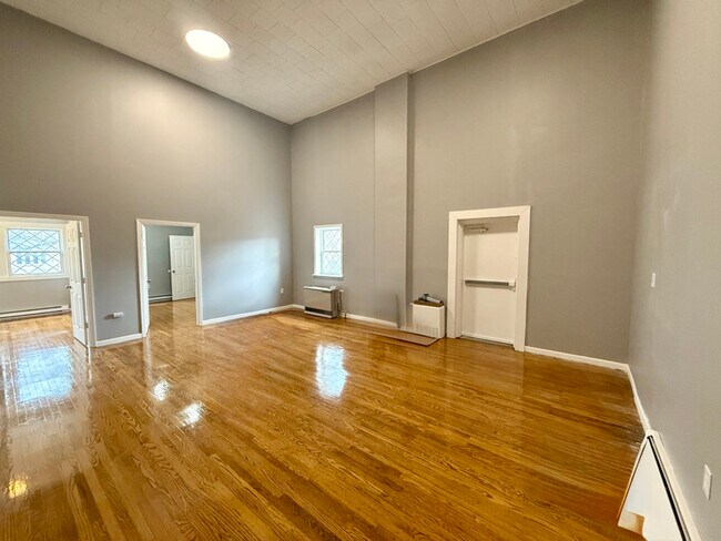 426 3rd Ave in Troy, NY - Building Photo - Building Photo