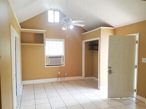 407 S Church St in Georgetown, TX - Building Photo - Building Photo