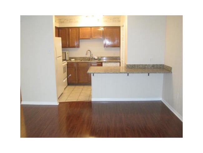 812 Martin Behrman Ave in Metairie, LA - Building Photo - Building Photo