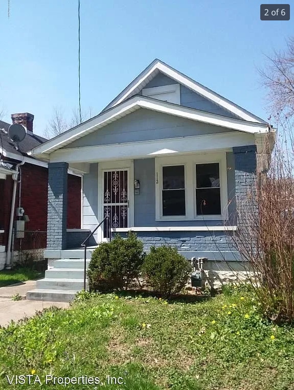 property at 112 Boston Ct