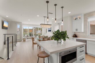 5501 River Ave in Newport Beach, CA - Building Photo - Building Photo