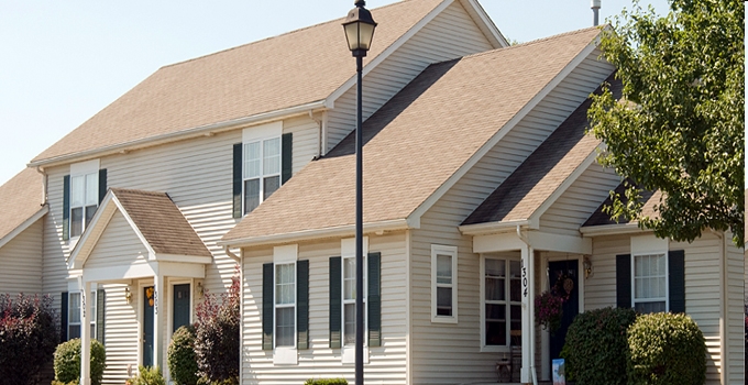 Stone Hedge Village Townhouses in Farmington, NY - Building Photo