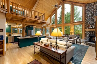 929 American Way in Breckenridge, CO - Building Photo