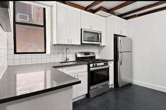 1075 Grant Ave in Bronx, NY - Foto de edificio - Building Photo