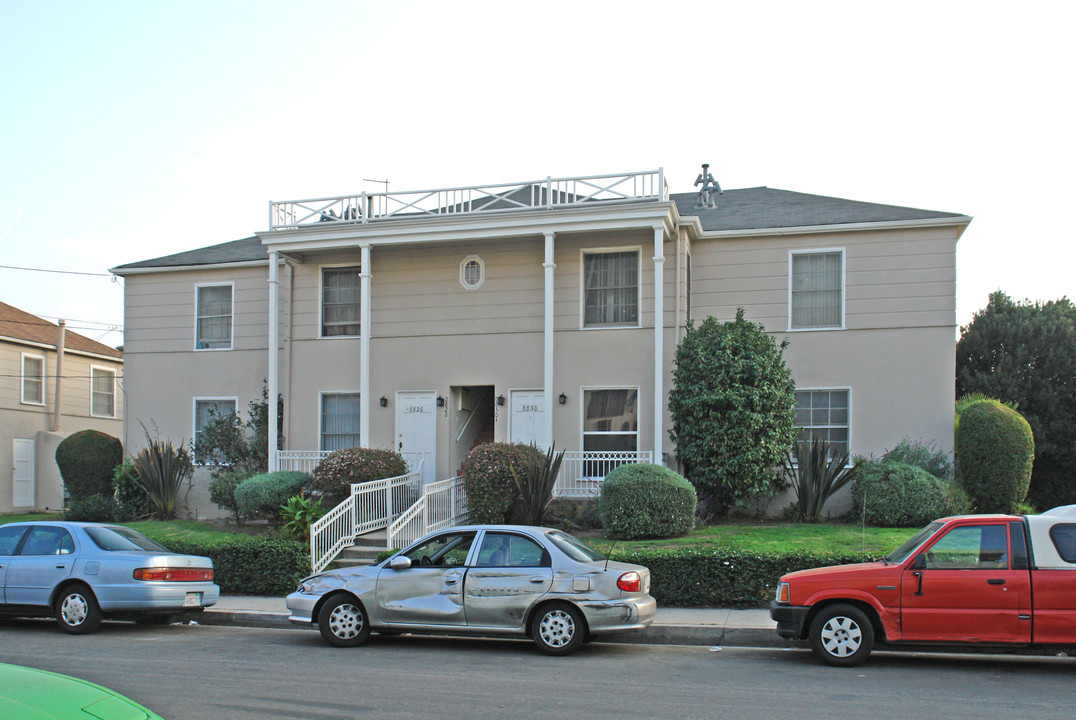 8824-8830 S Guthrie Ave in Los Angeles, CA - Building Photo