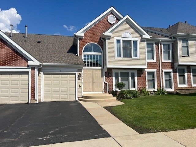 111 Red Fox Ln in Elk Grove Village, IL - Building Photo