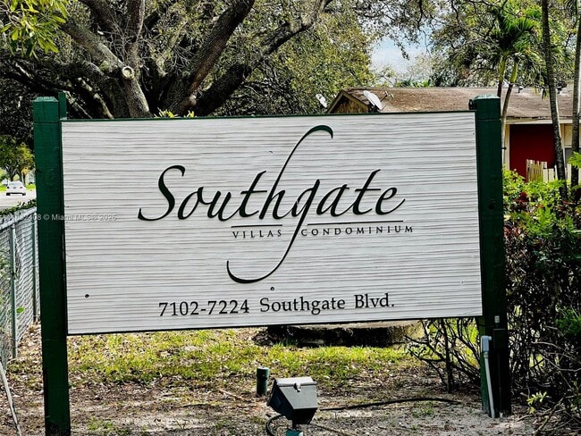 7124 Southgate Blvd in Tamarac, FL - Building Photo - Building Photo