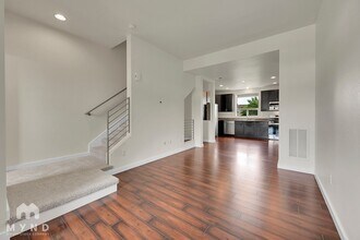 10254 E 29th Dr in Denver, CO - Building Photo - Building Photo