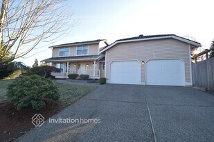 2350 215th Pl SW in Brier, WA - Building Photo